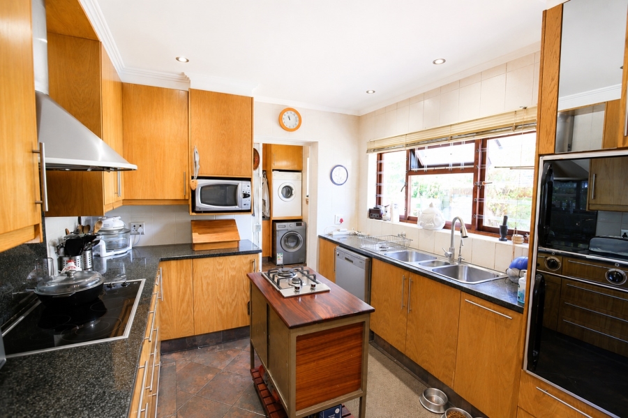 3 Bedroom Property for Sale in Upper Robberg Western Cape